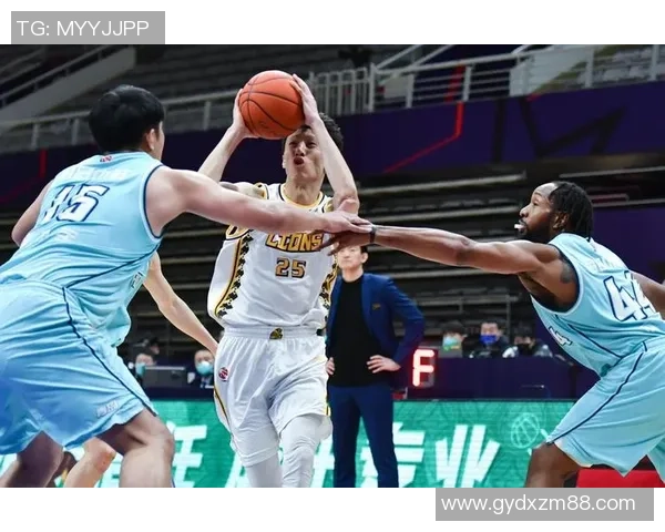 东京电击与广东男篮巅峰对决展现篮球魅力与激情的精彩较量