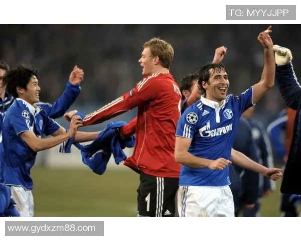 京多安的职业生涯回顾与未来展望：从德甲明星到英超巨星的蜕变之路