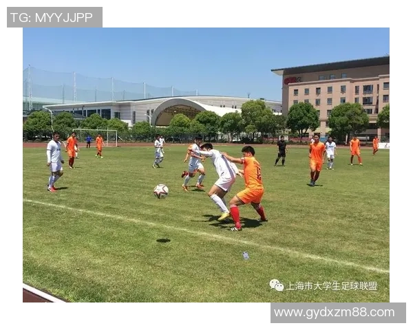 圣保罗队与利加大学队激战正酣谁能在这场较量中笑到最后 圣保罗队与利加大学队激战正酣谁能在这场较量中笑到最后