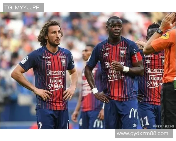 马赛与卡昂对决前瞻分析球队状态与战术布置探讨